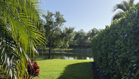 7476 Moorgate Point Way