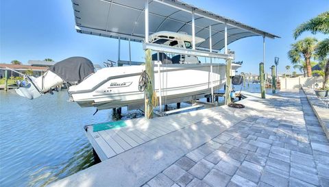 1015 SPINDLE PALM WAY