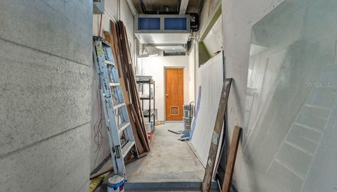 207 Calle Del Parque