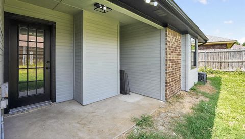 6057 Hillglen Dr