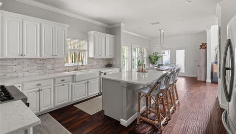 12428 Summerport