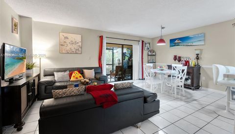 9050 Nw 28th St