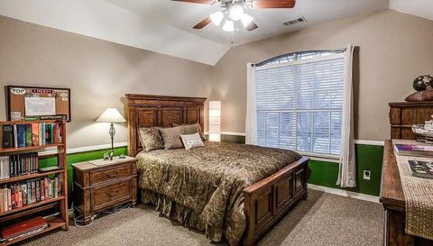 1320 Spring Ridge Ln