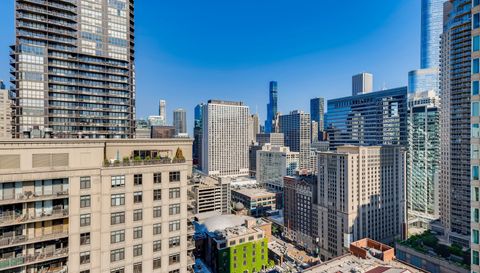 635 N Dearborn Street