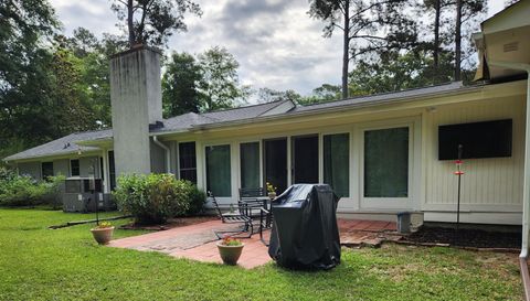 252 Club Acres Blvd