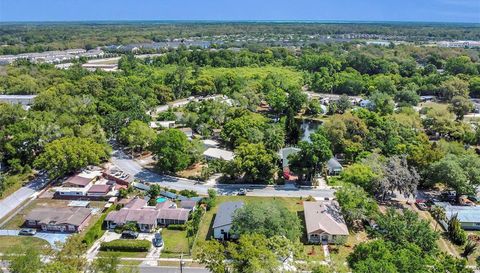 1365 LAKE DRIVE