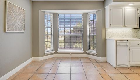 1304 Hi Circle North DR