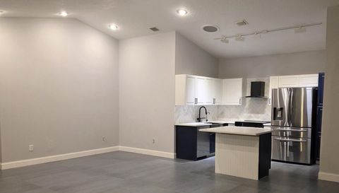 5852 Eagle Cay Terrace