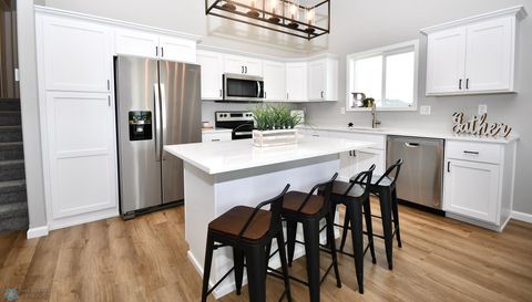 2387 Eagle Valley Drive S