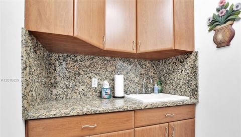 20914 La Questa Ct