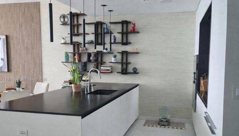 300 Biscayne Blvd Way