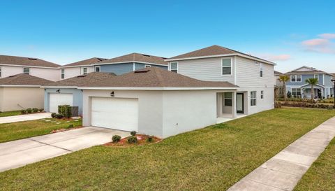 1823 Summer Serenity Dr