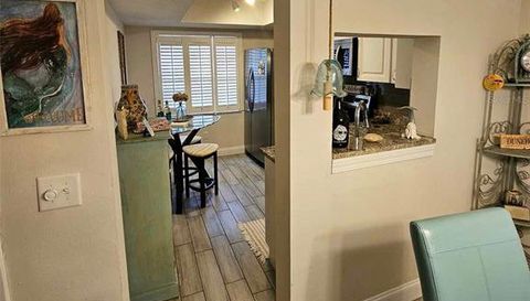1370 Heather Ridge
