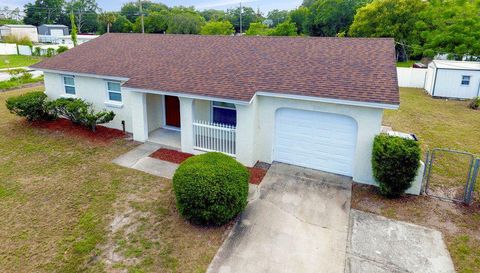 2202 Murdock Blvd
