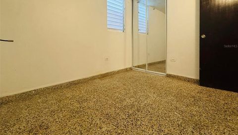 URB. FLAMBOYAN GARDEN CALLE 5