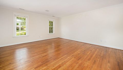 1820 Hunting Ridge Rd