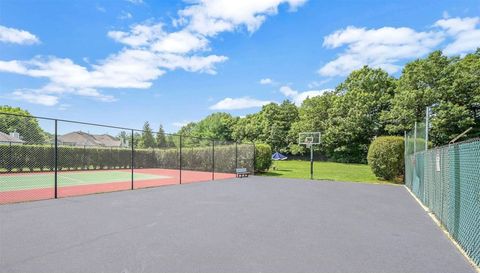27 Snowdance Ln