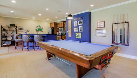 4209 N Oak Pointe Ct NE