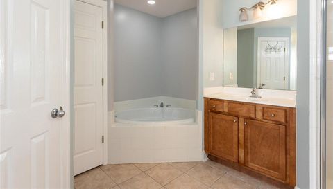 300 BELLA HARBOR COURT