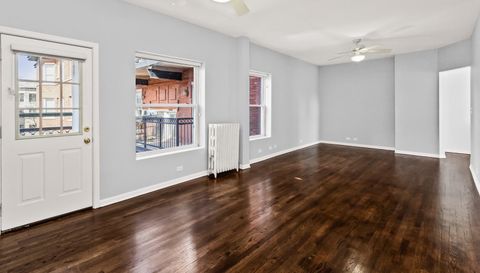 845 W Belle Plaine Avenue