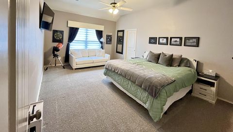 1105 Prairie Heights Dr