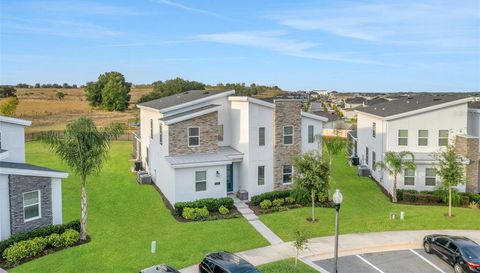 9262 SOMMERSET HILLS DRIVE