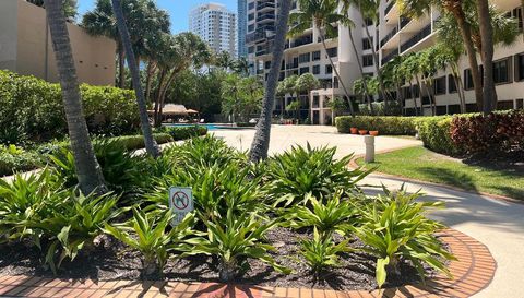 540 Brickell Key Dr