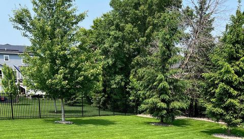 5928 Pinnacle Circle NE