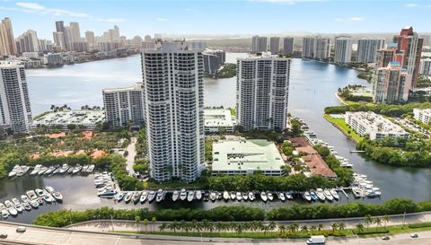 3500 Mystic Pointe Dr