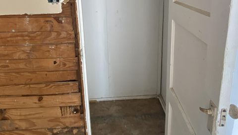 4605 Dakota St