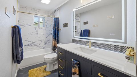 1609 Mesquite LN