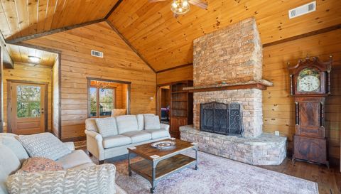 605 Toccoa Preserve Lane