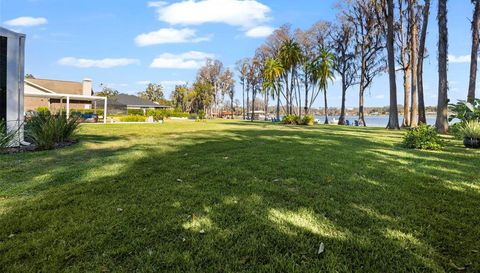 1006 Lake Cooper