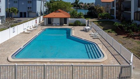 557 PINELLAS BAYWAY S