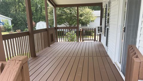 415 Crimson King Cir