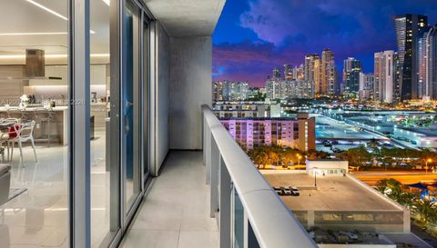 300 Sunny Isles Blvd