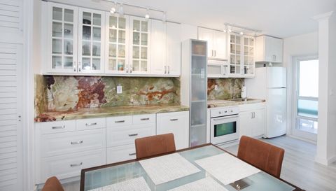 1850 S Ocean Dr APT 305