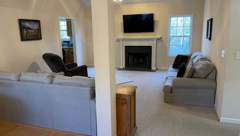 95 Mountain Overlook Dr