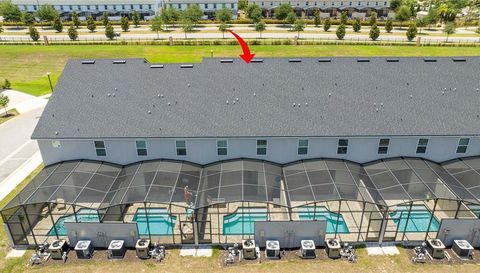 1692 TROPICAL PALMS CIRCLE