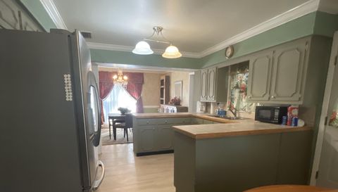 3806 Claridge Road North