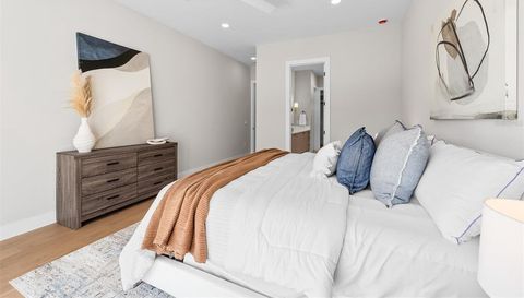 1326 W NEW HAMPSHIRE STREET