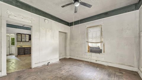 114 W 6th Ave