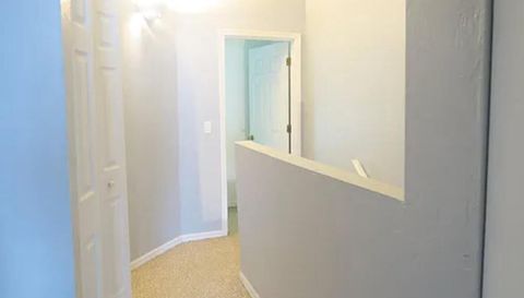 Unit 308 4415 SW 34th St