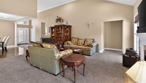 504 Autumn Grove Cir