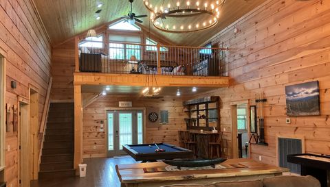 910 English Mountain Rd