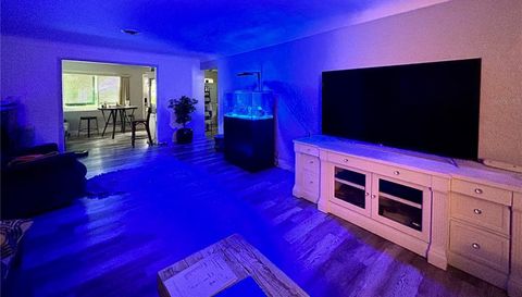 3847 Edgewood