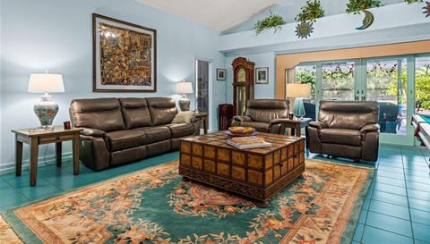 350 Sorrento Ranches Dr