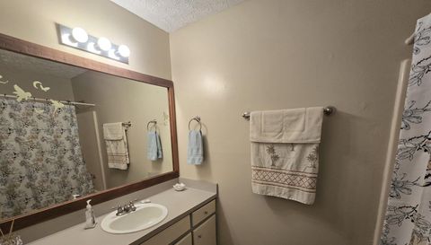 4093 Knotty Oak Trail