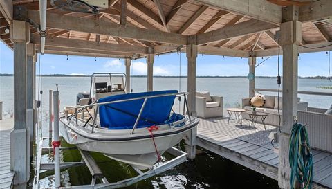 12428 Summerport