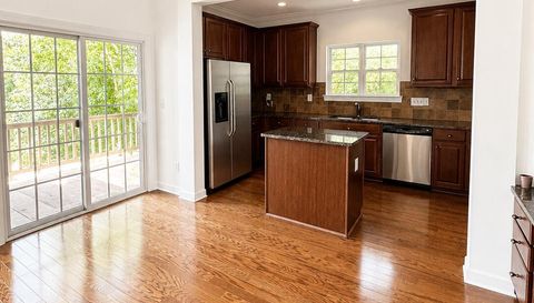 14712 Vernazza Pl